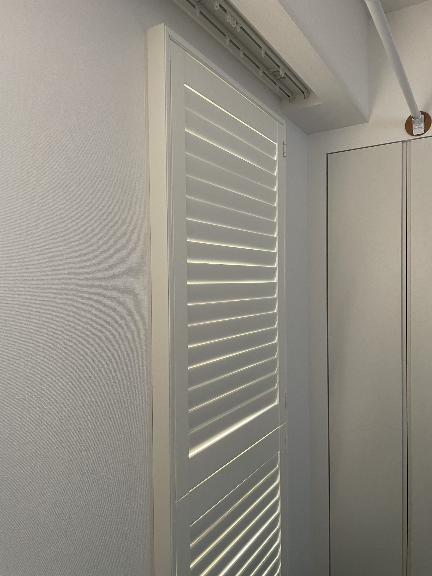 ウッドシャッター 枠正面取付