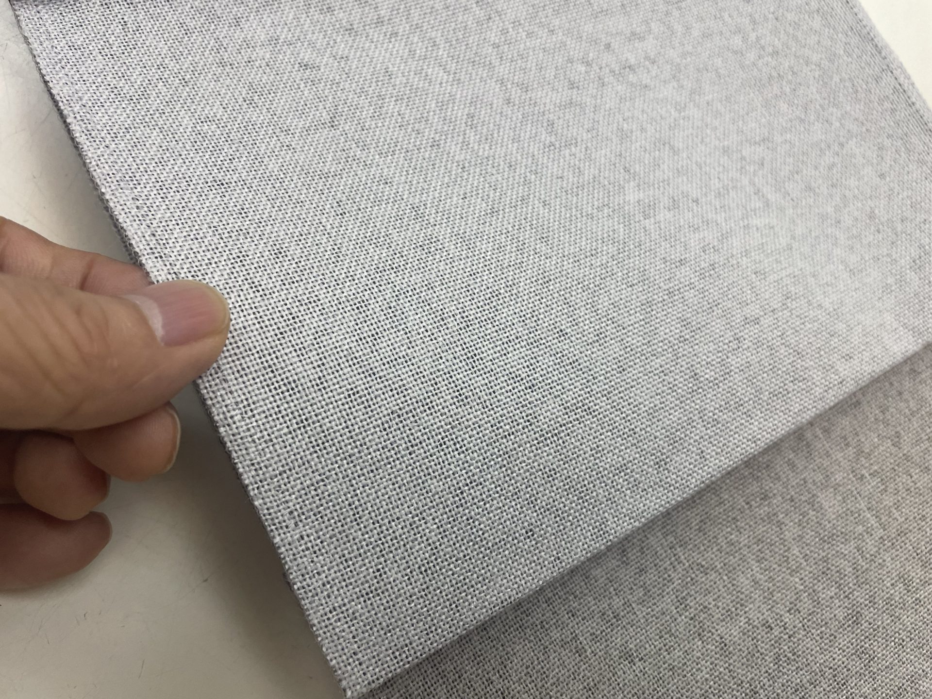 遮光・遮音・保温カーテン