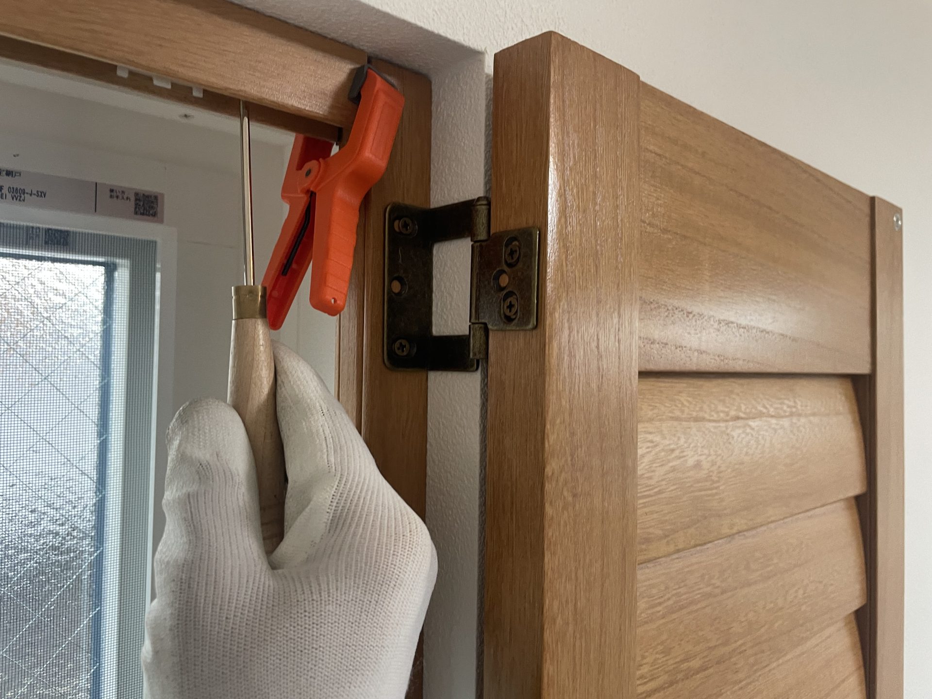 ウッドシャッター 取付作業