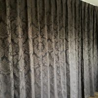 仕切りカーテンの取り付け