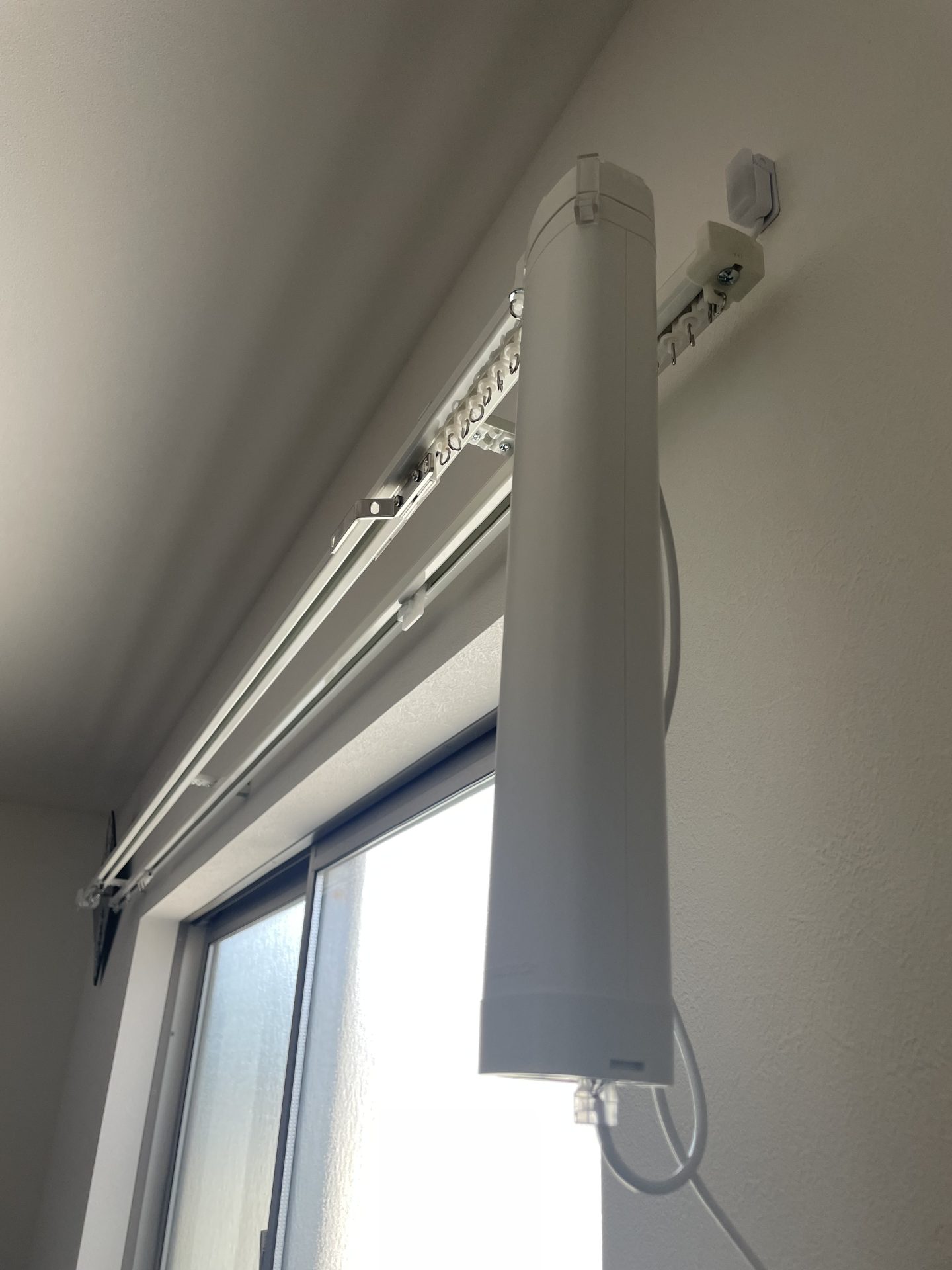 電動カーテンレール